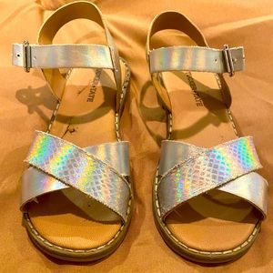 Tucker and Tate silver girls sandals